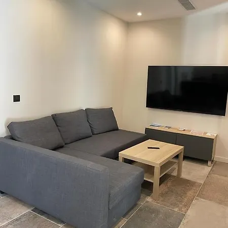 T3 Neuf Rdc Avec Terrasse Centre-ville Lavandou * Le Lavandou